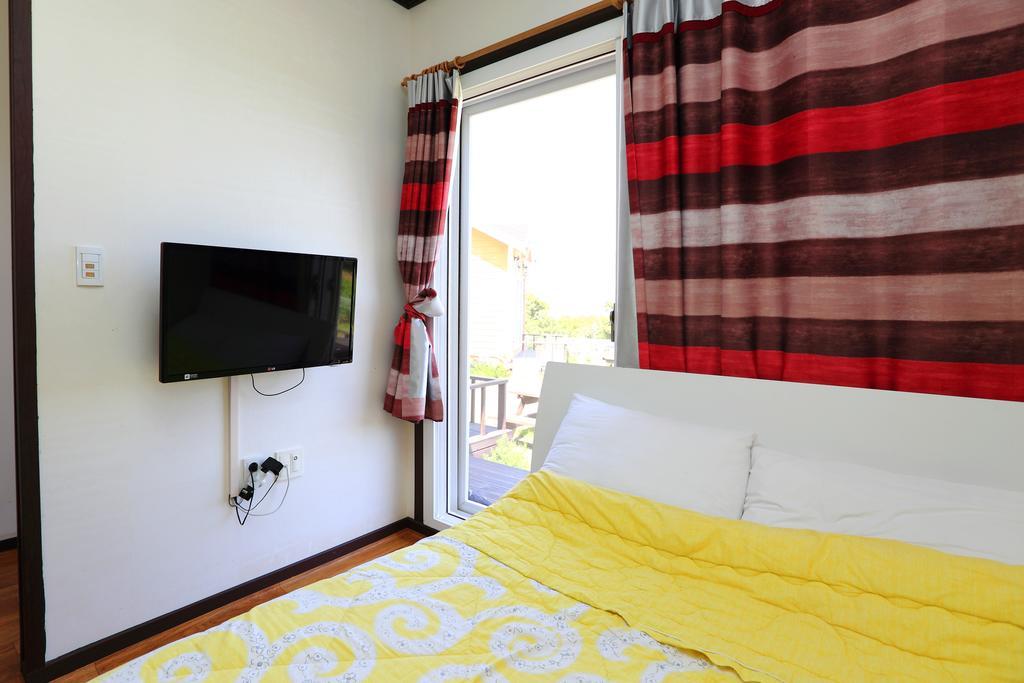 Healing House Villa ซอกวีโพ ภายนอก รูปภาพ